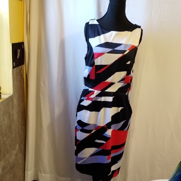XOXO Dresses & Skirts - XOXO Black and White Sheath Midi Dress Sleeveless Scoop Neck